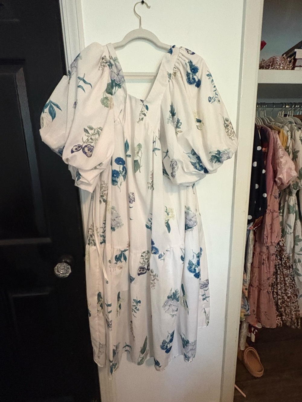 White Floral Puff Sleeve Midi Dress